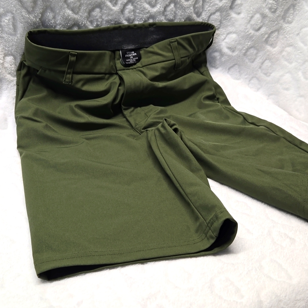 Men 28 Urban Frontier